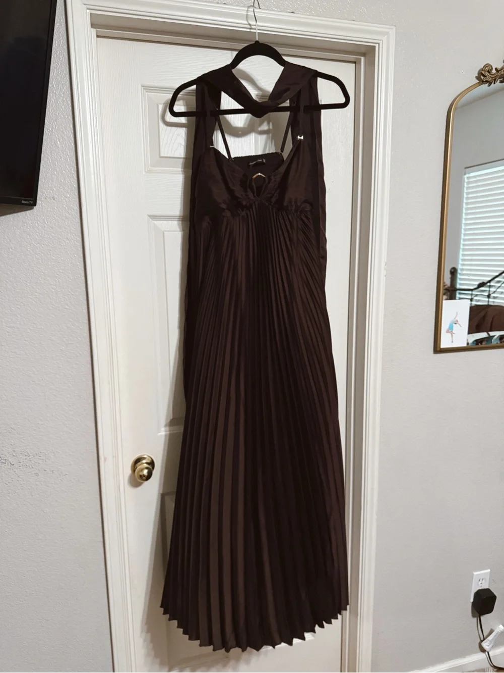 Abercrombie & Fitch Brown Pleated Maxi Dress